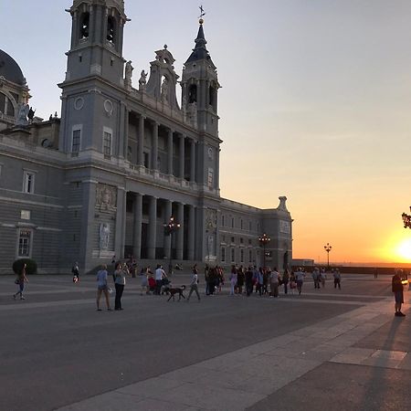 Latina Palace Мадрид Экстерьер фото